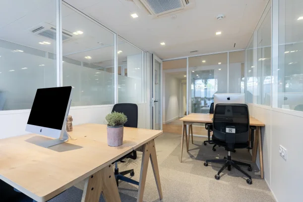 Bureau privé - 34000 - 4 postes - 1000€