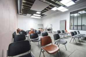 Espace indépendant - 75010 - 48 postes - 32000€