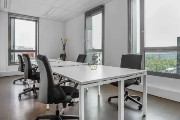 Bureau privé - 33300 - 4 postes - 1508€