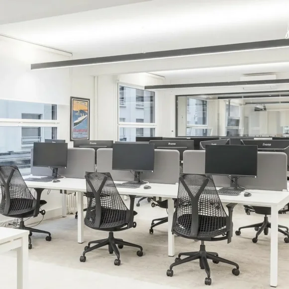 Espace indépendant 160 m² 24 postes Coworking Rue Joseph Sansboeuf Paris 75008 - photo 1