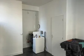 Espace indépendant - 75011 - 6 postes - 1750€
