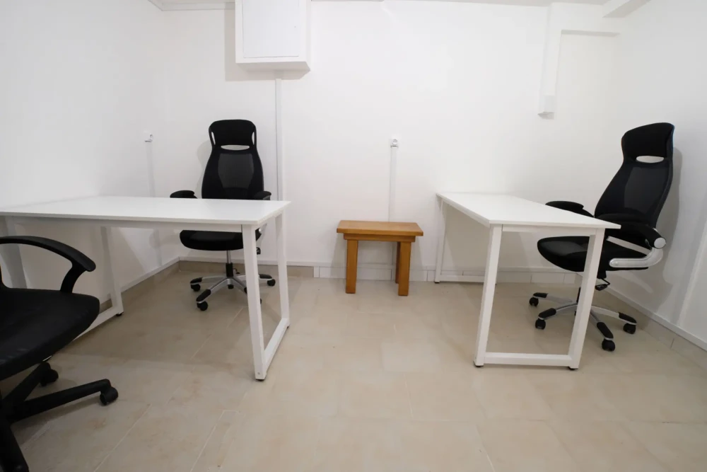 Bureau privé - 94190 - 2 postes - 600€