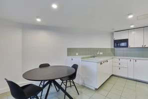 Espace indépendant - 75004 - 14 postes - 5650€