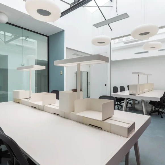 Espace indépendant 220 m² 25 postes Location bureau Rue d'Aboukir Paris 75002 - photo 4