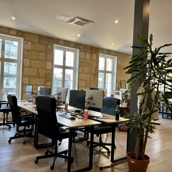 Bureau privé 145 m² 22 postes Coworking Place Canteloup Bordeaux 33800 - photo 1