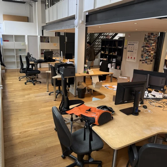 Bureau privé 239 m² 20 postes Location bureau Rue Guy Môquet Malakoff 92240 - photo 11