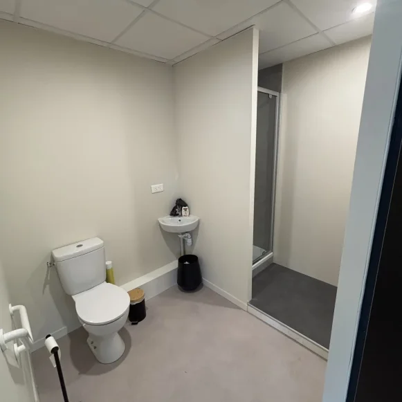 Bureau privé 16 m² 3 postes Location bureau Chemin du Château de l'Hers Toulouse 31500 - photo 6