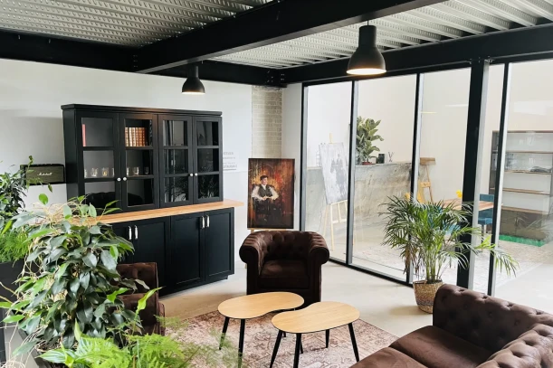 Open Space - 54500 - 40 postes - 195€