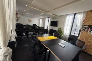 Bureau privé - 75011 - 16 postes - 4000€