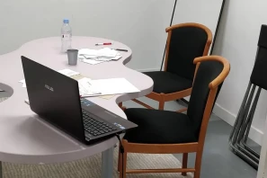 Open Space - 83130 - 6 postes - 200€