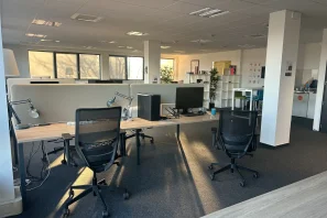Open Space - 67300 - 4 postes - 190€