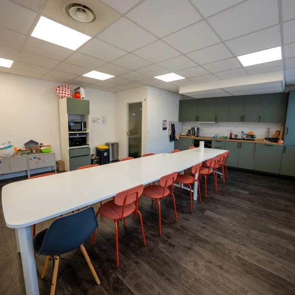 Espace indépendant 70 m² 6 postes Location bureau Rue Michelet Bagnolet 93170 - photo 3