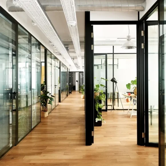 Bureau privé 131 m² 41 postes Location bureau Rue du Rhin Paris 75019 - photo 1