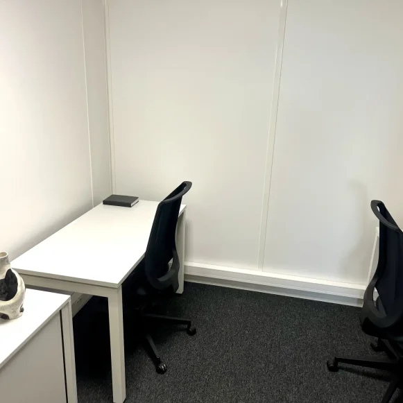 Bureau privé 7 m² 2 postes Location bureau Rue de Finlande Colombier-Saugnieu 69125 - photo 1