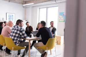 Bureau privé - 49100 - 6 postes - 1200€