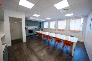 Espace indépendant - 93170 - 6 postes - 1283€