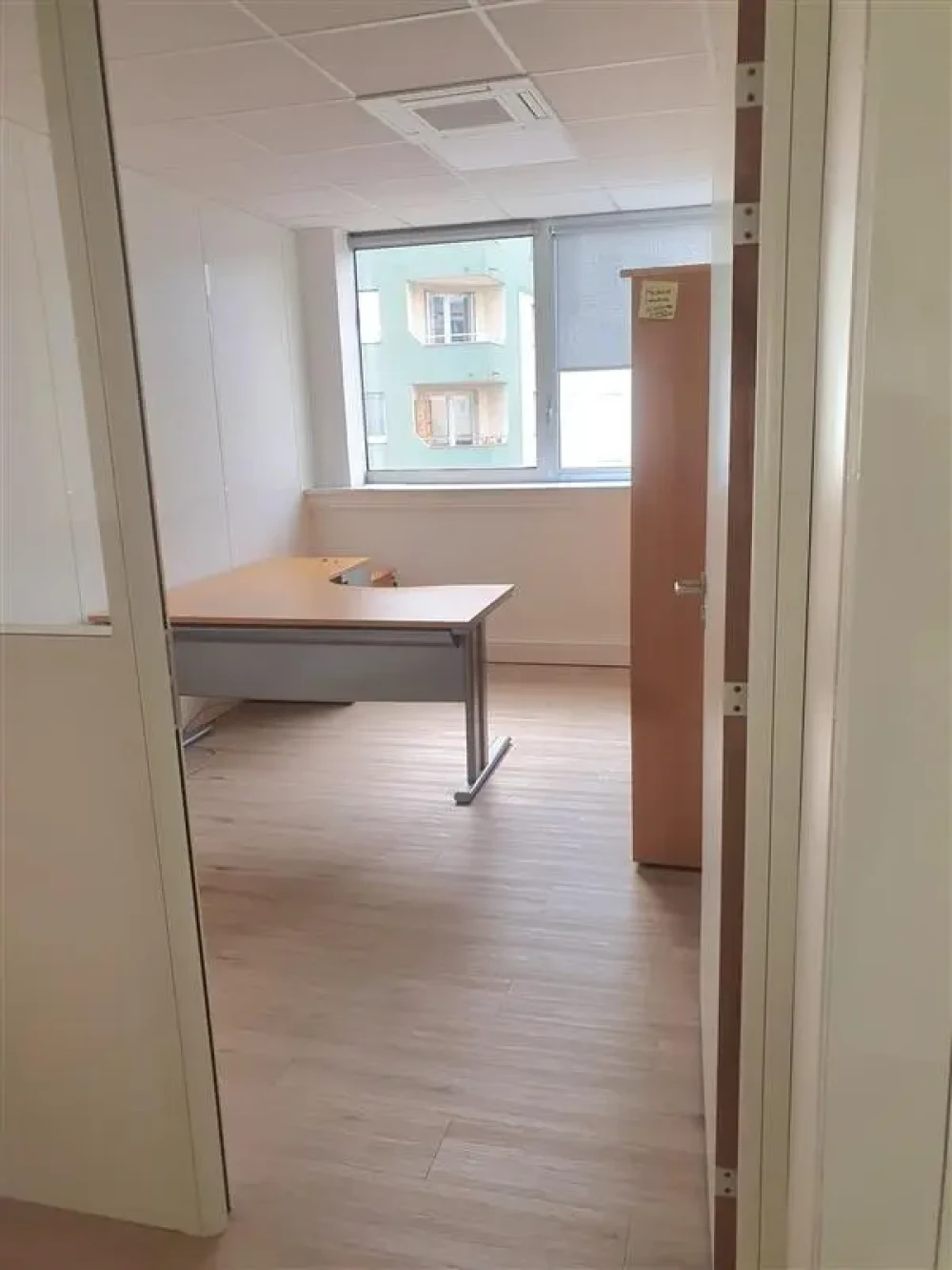 Espace indépendant - 91000 - 21 postes - 4098€