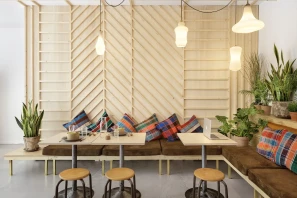 Open Space - 75018 - 8 postes - 420€