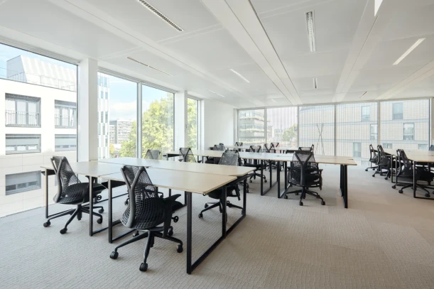 Bureau privé - 92110 - 8 postes - 2800€