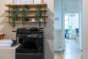 Espace indépendant - 75002 - 18 postes - 8500€