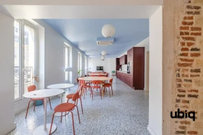 Open Space - 75002 - 10 postes - 360€