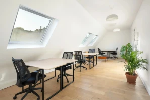 Espace indépendant - 75002 - 12 postes - 5500€