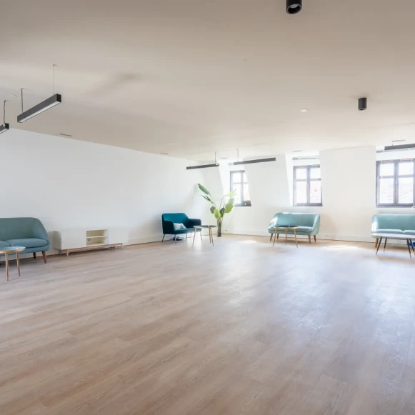 Espace indépendant 105 m² 18 postes Location bureau Rue du Sentier Paris 75002 - photo 2