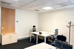 Bureau privé - 75001 - 4 postes - 3660€