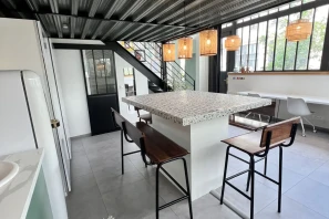 Espace indépendant - 75010 - 8 postes - 2500€