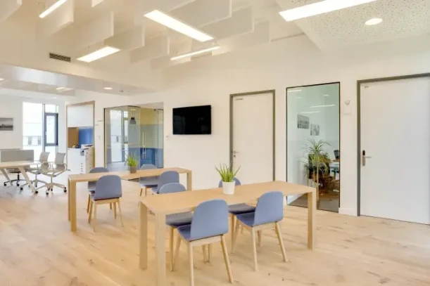 Bureau privé - 77700 - 5 postes - 2600€