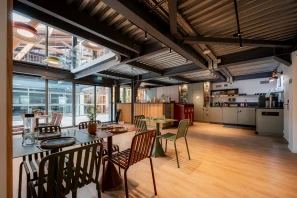 Bureau privé - 33000 - 14 postes - 4257.12€