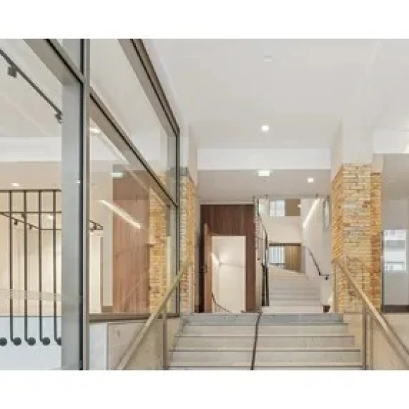 Bureau privé 200 m² 30 postes Location bureau Cité Paradis Paris 75010 - photo 3