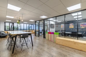 Bureau privé - 75009 - 4 postes - 2200€
