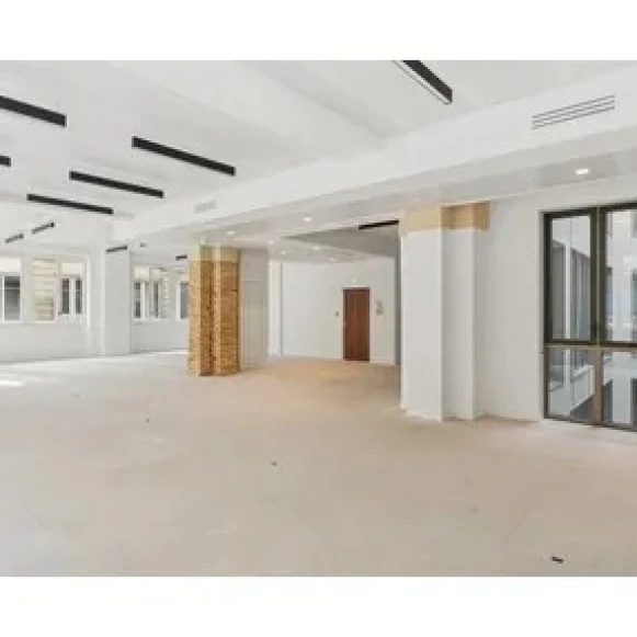 Bureau privé 200 m² 30 postes Location bureau Cité Paradis Paris 75010 - photo 5