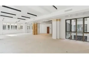 Bureau privé - 75010 - 30 postes - 20000€