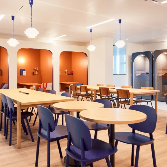 Open Space  4 postes Coworking Rue de Clichy Saint-Ouen-sur-Seine 93400 - photo 1