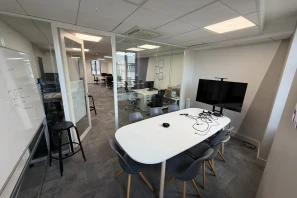 Espace indépendant - 75012 - 30 postes - 13000€