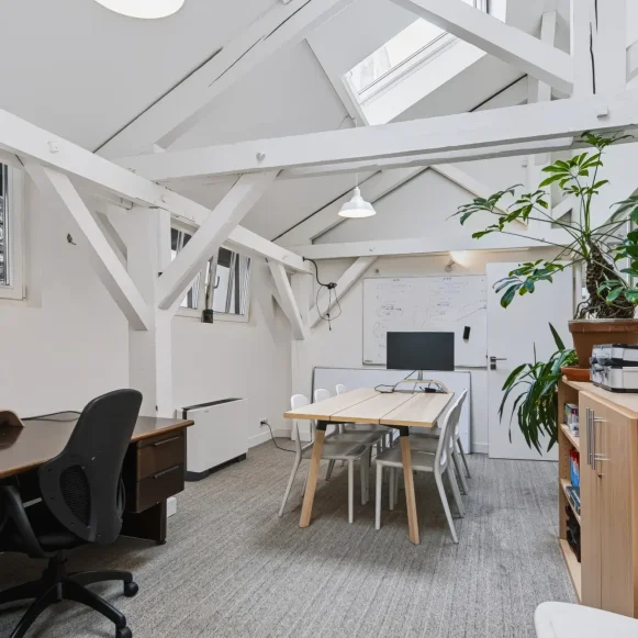 Espace indépendant 316 m² 30 postes Location bureau Rue de Reuilly Paris 75012 - photo 1