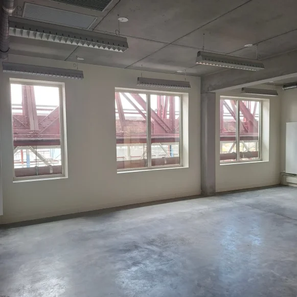 Bureau privé 47 m² 7 postes Coworking Passage de l'Internationale Lille 59800 - photo 1