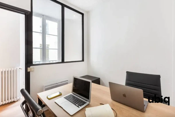 Bureau privé - 75009 - 2 postes - 750€