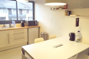 Open Space - 78630 - 1 poste - 250€