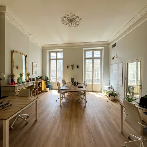 Open Space  5 postes Coworking Rue Paul Berthelot Bordeaux 33300 - photo 8