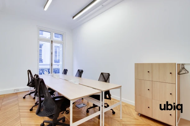 Bureau privé - 75008 - 6 postes - 5580€