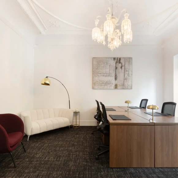 Bureau privé 67 m² 15 postes Coworking Avenue Kléber Paris 75016 - photo 1