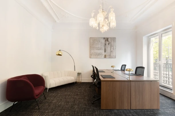 Bureau privé - 75016 - 15 postes - 10800€