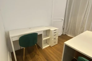 Bureau privé - 75010 - 5 postes - 1700€