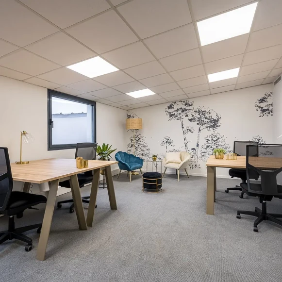 Bureau privé 29 m² 4 postes Location bureau Avenue André Diligent Roubaix 59100 - photo 1