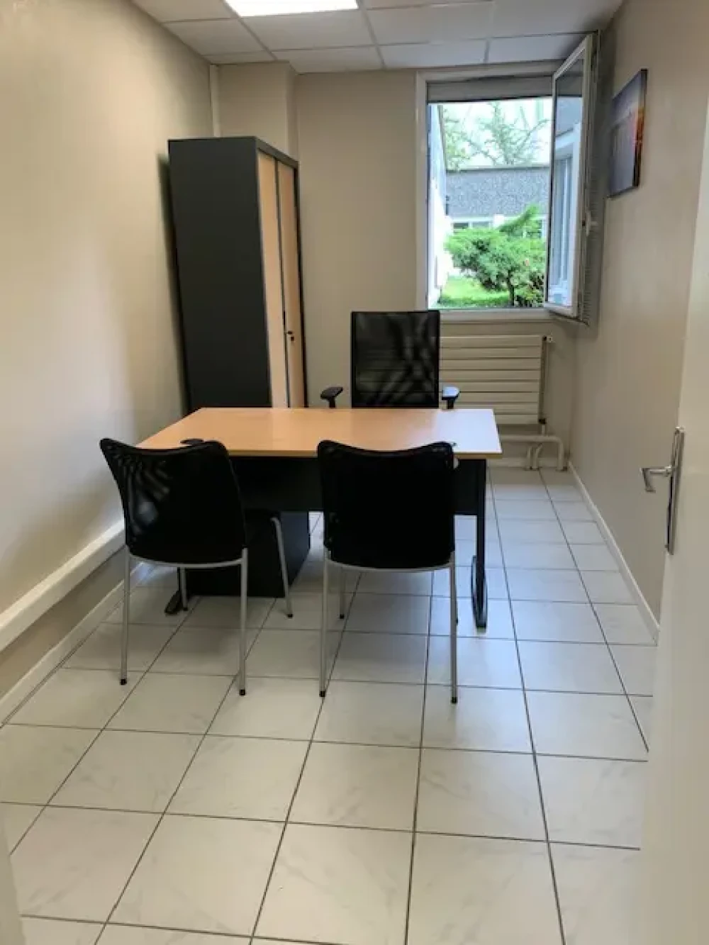 Bureau privé - 75015 - 1 poste - 450€