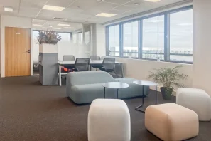 Bureau privé - 37100 - 20 postes - 6474€