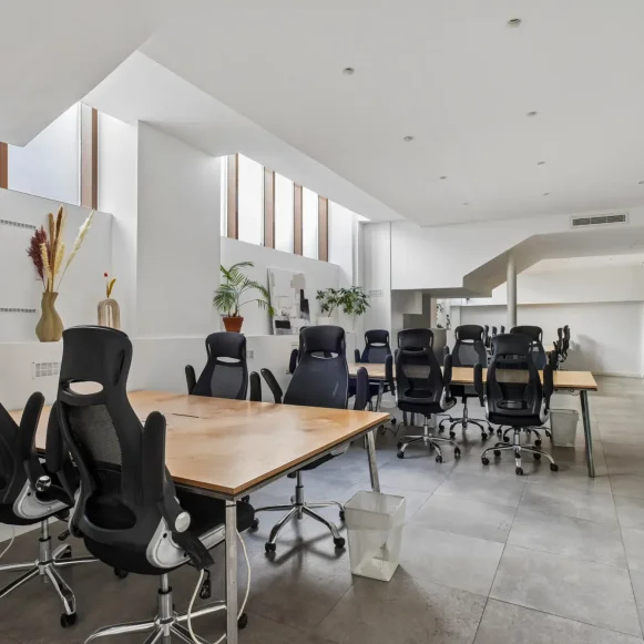 Espace indépendant 350 m² 54 postes Location bureau Rue Saint Sabin Paris 75011 - photo 7